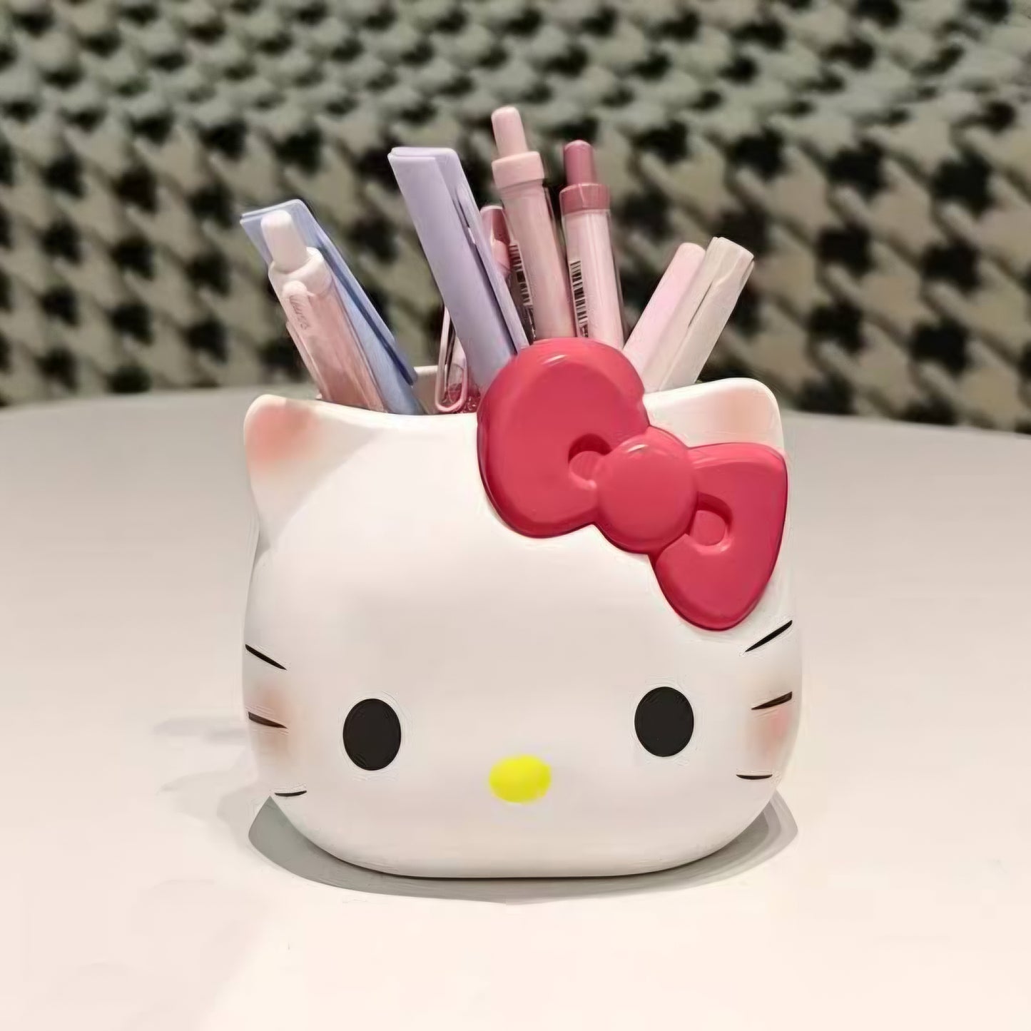 Hello Kitty Pen Stand