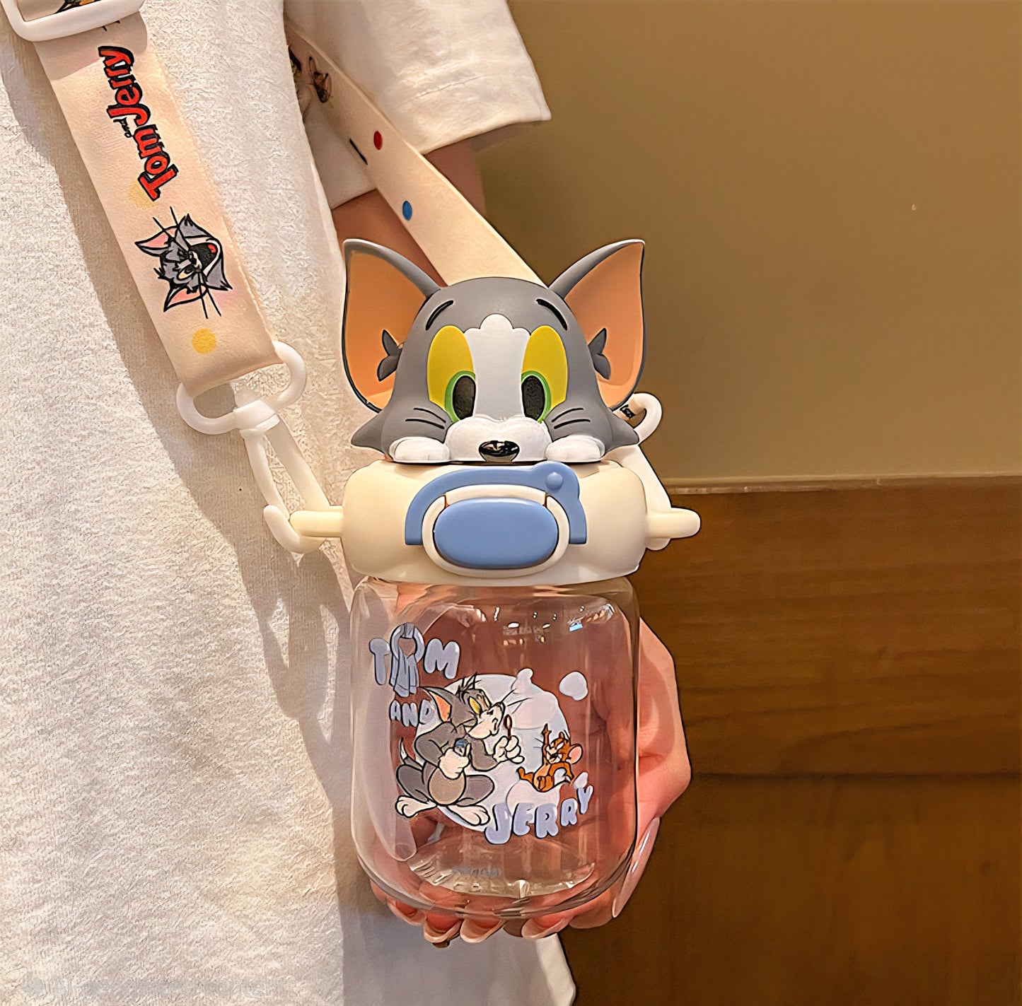 Tom and Jerry Bottle