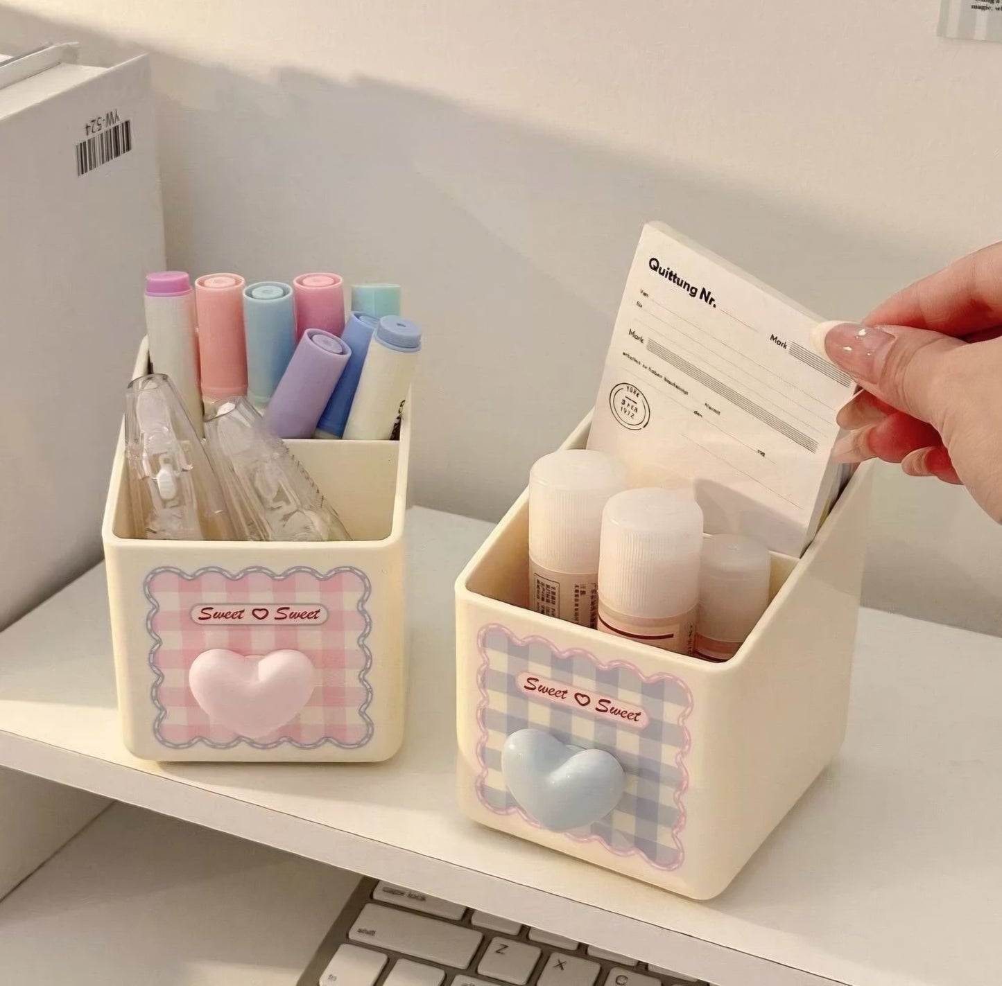 Pastel Heart Pen Stand